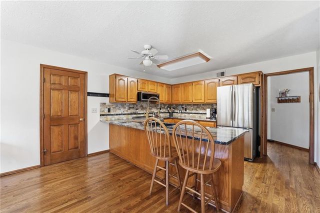 15007 E 200th Street, Peculiar, MO 64078