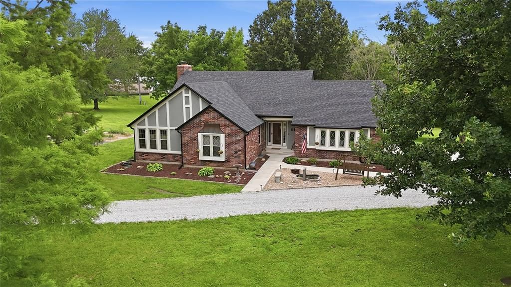 15007 E 200th Street, Peculiar, MO 64078