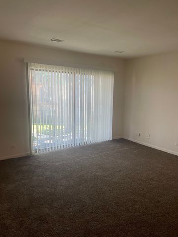 4821 W 109th Street 201, Oak Lawn, IL 60453