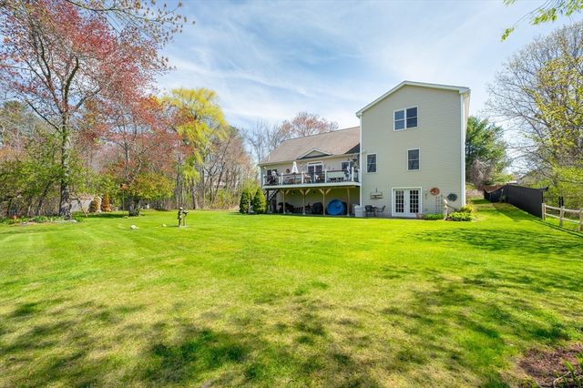 33 Park Ter, Dracut, MA 01826