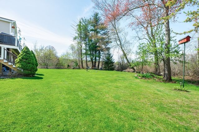 33 Park Ter, Dracut, MA 01826