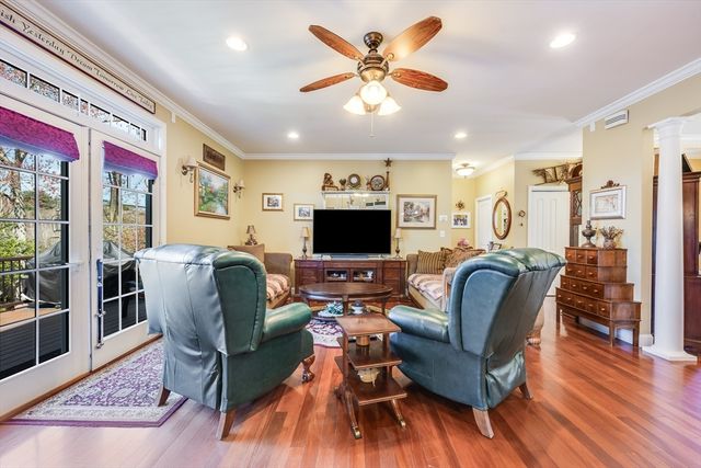 33 Park Ter, Dracut, MA 01826