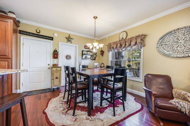 33 Park Ter, Dracut, MA 01826