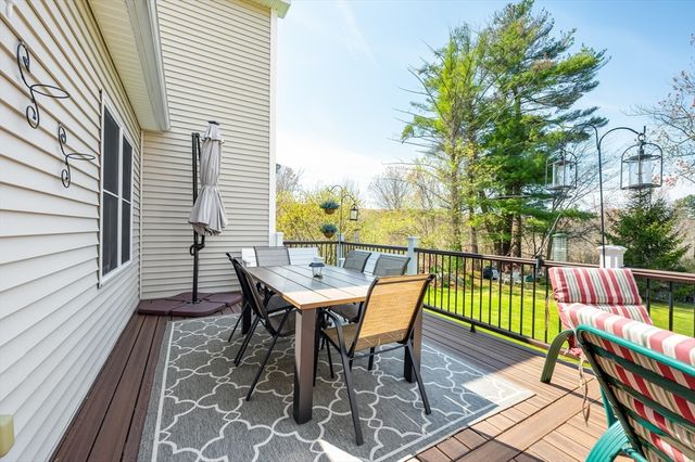 33 Park Ter, Dracut, MA 01826