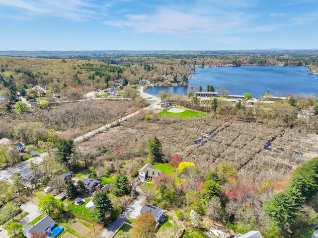 33 Park Ter, Dracut, MA 01826