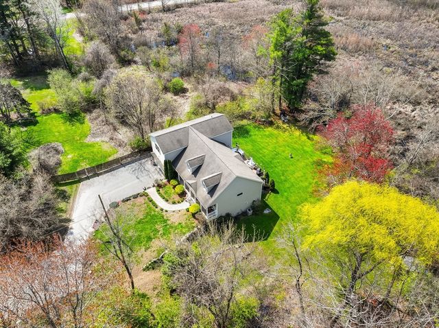33 Park Ter, Dracut, MA 01826