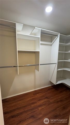 11630 NE 70th Place #B, Kirkland, WA 98033