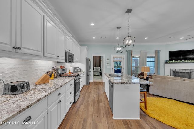 700 Easton Cove, Pearl, MS 39208