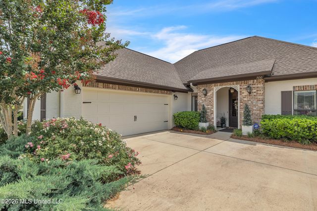 700 Easton Cove, Pearl, MS 39208