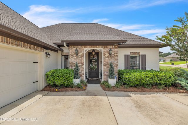 700 Easton Cove, Pearl, MS 39208