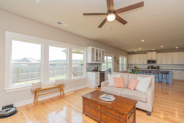3328 Prairie Range Lane, Apison, TN 37302