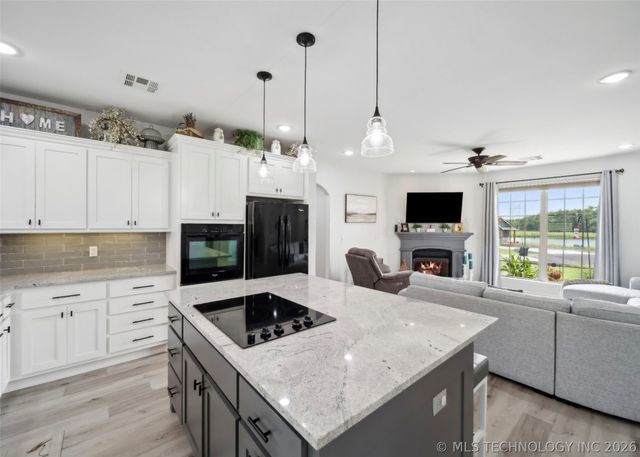 21864 S Westin Park Lane, Claremore, OK 74019