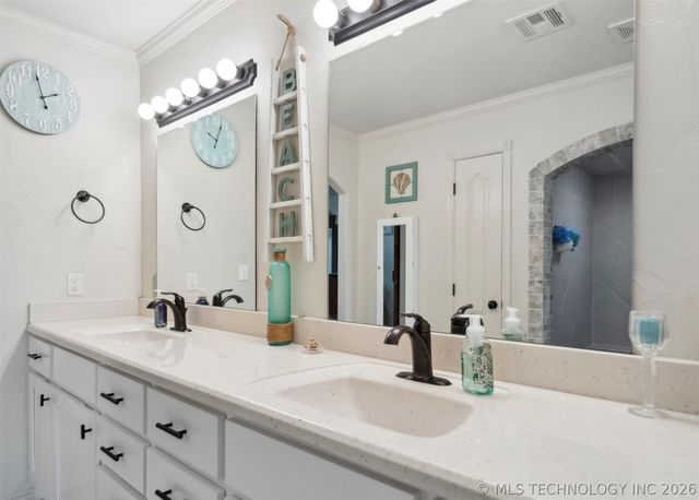 21864 S Westin Park Lane, Claremore, OK 74019