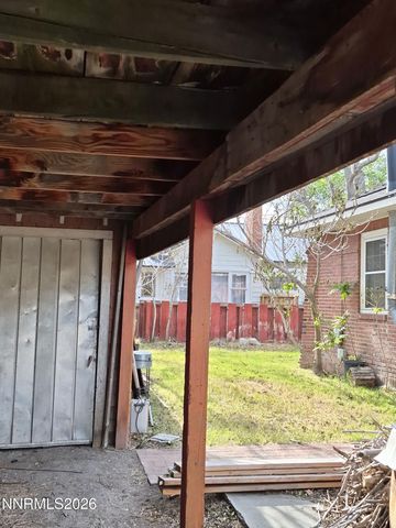 210 S Taylor Street, Fallon, NV 89406