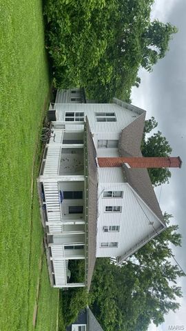 306 N Walnut Street, Rolla, MO 65401