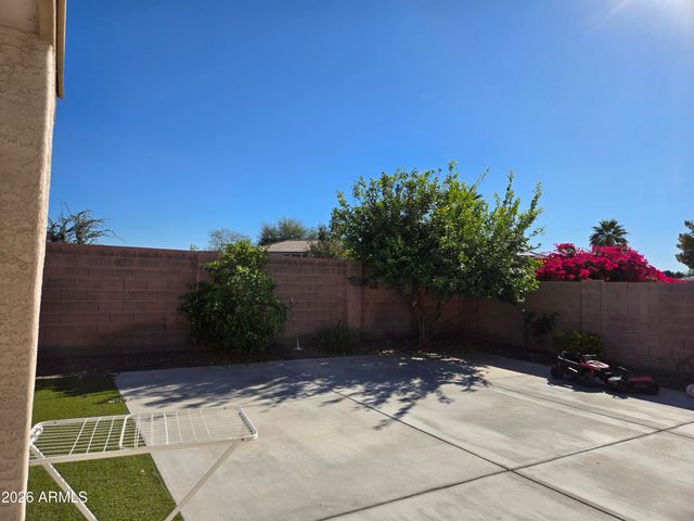 5365 W AUGUSTA Avenue, Glendale, AZ 85301