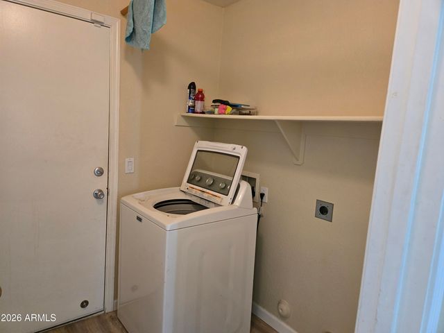 5365 W AUGUSTA Avenue, Glendale, AZ 85301