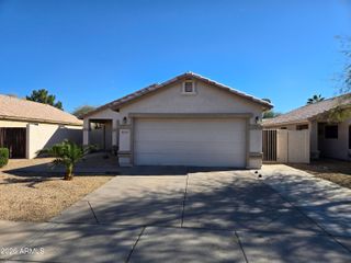 5365 W AUGUSTA Avenue, Glendale, AZ 85301