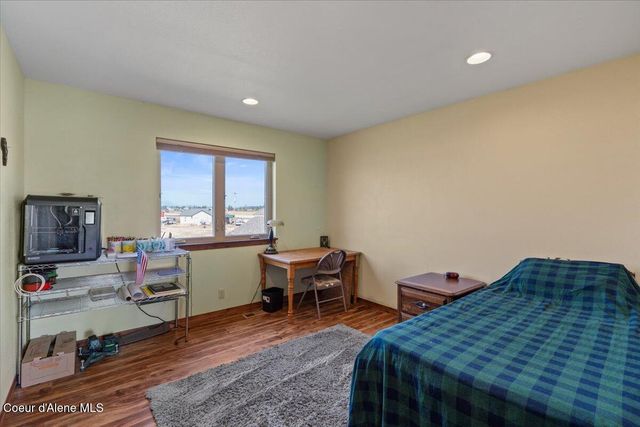 2238 E Blaine St, Athol, ID 83801