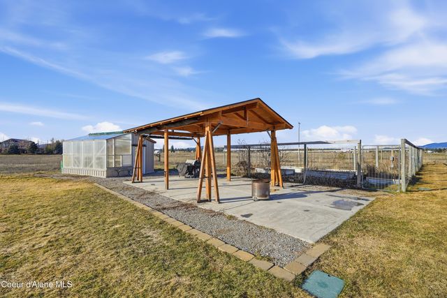 2238 E Blaine St, Athol, ID 83801