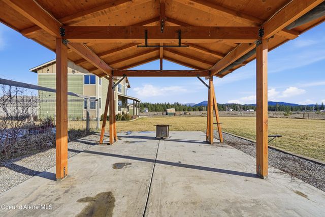 2238 E Blaine St, Athol, ID 83801