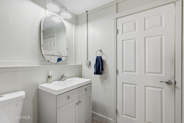 2238 E Blaine St, Athol, ID 83801