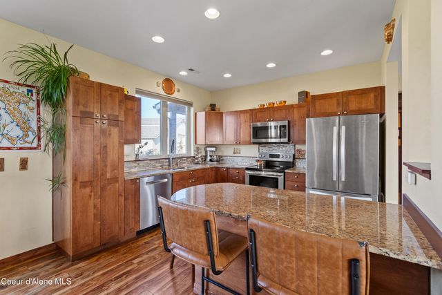 2238 E Blaine St, Athol, ID 83801