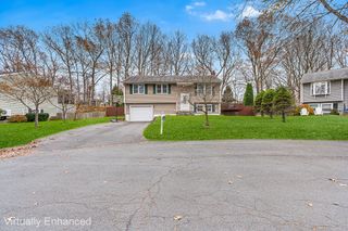 14 Harvest Lane, Naugatuck, CT 06770