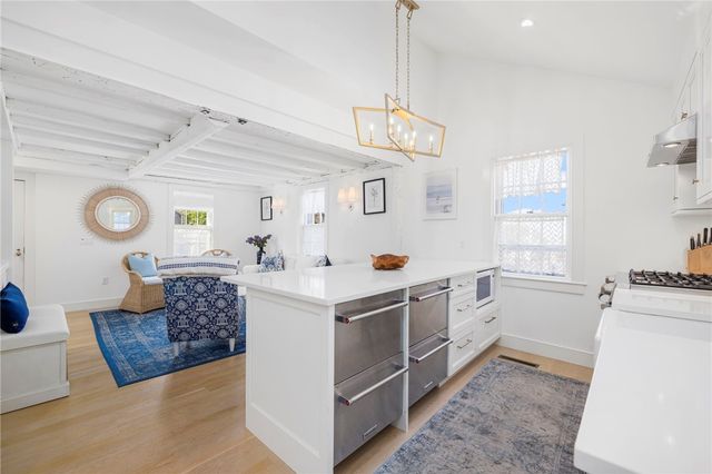 36 William Street, Newport, RI 02840