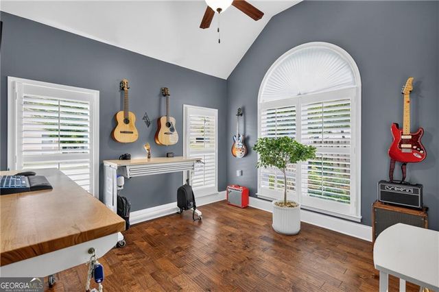 129 Altmore Way, Woodstock, GA 30188