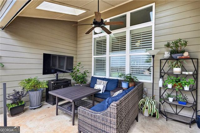 129 Altmore Way, Woodstock, GA 30188