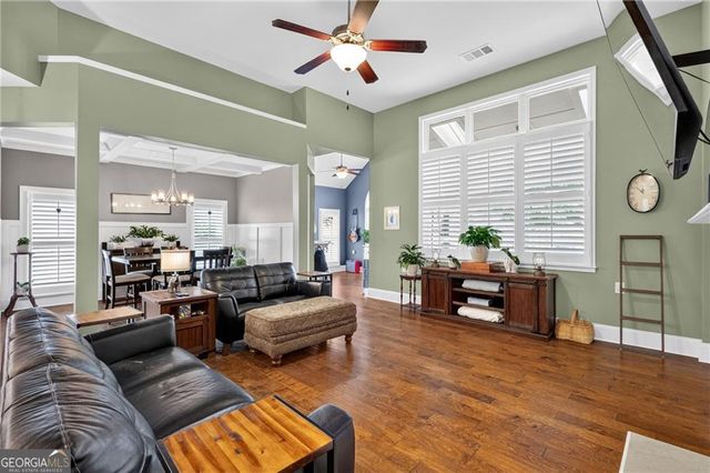 129 Altmore Way, Woodstock, GA 30188