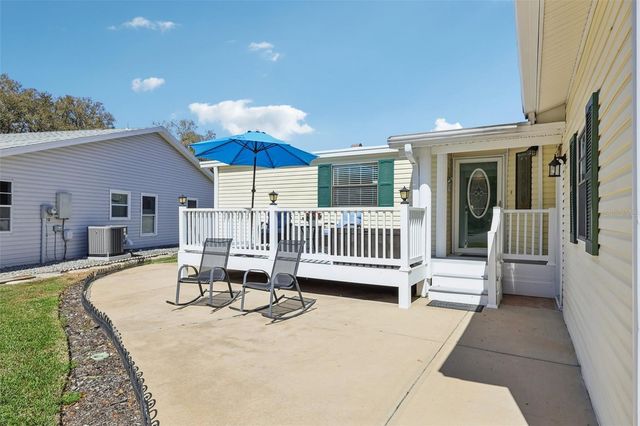 25736 OAK ALLEY, Leesburg, FL 34748