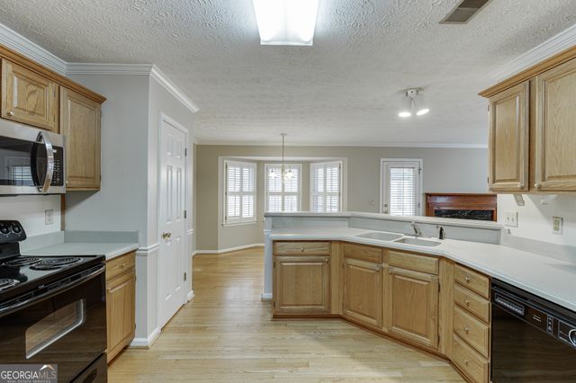 120 Timber Springs Way, Lawrenceville, GA 30043