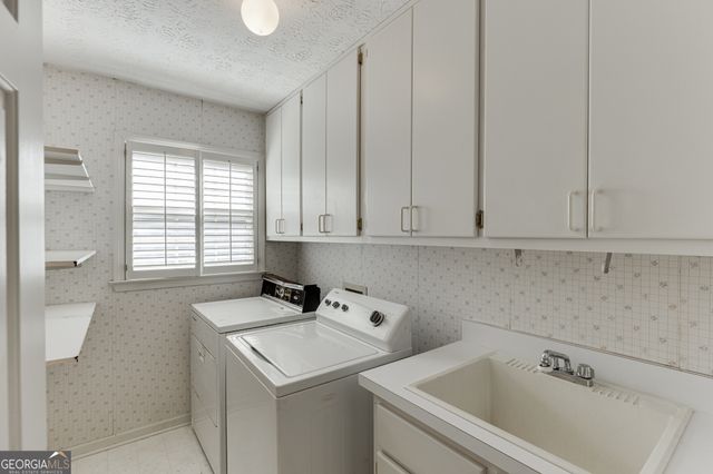 120 Timber Springs Way, Lawrenceville, GA 30043