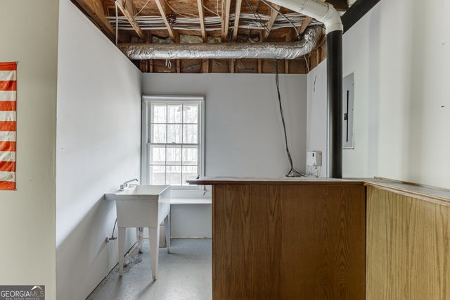 120 Timber Springs Way, Lawrenceville, GA 30043