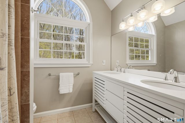 40 Deer Hill Road, Redding, CT 06896