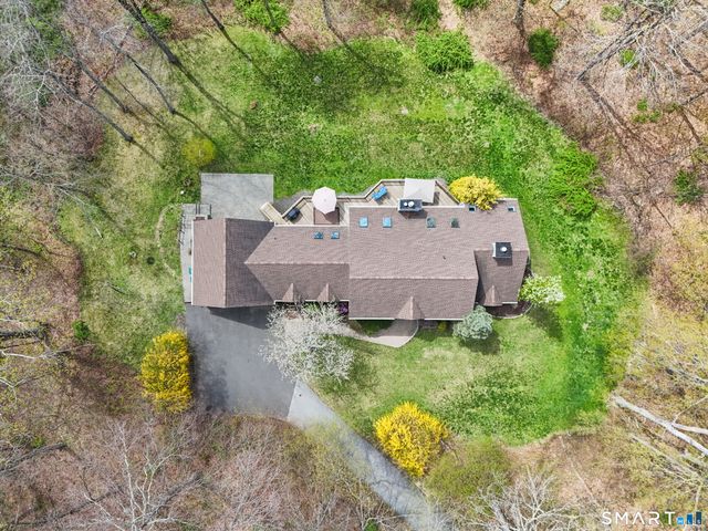 40 Deer Hill Road, Redding, CT 06896