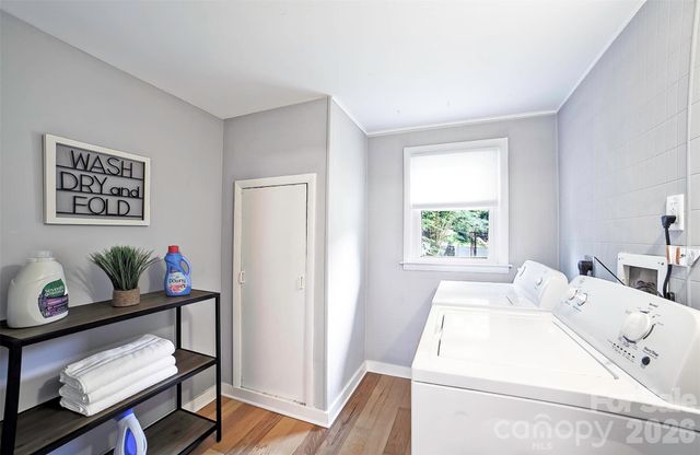 22 Glenview Place, Arden, NC 28704