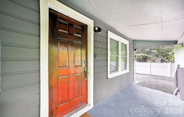22 Glenview Place, Arden, NC 28704