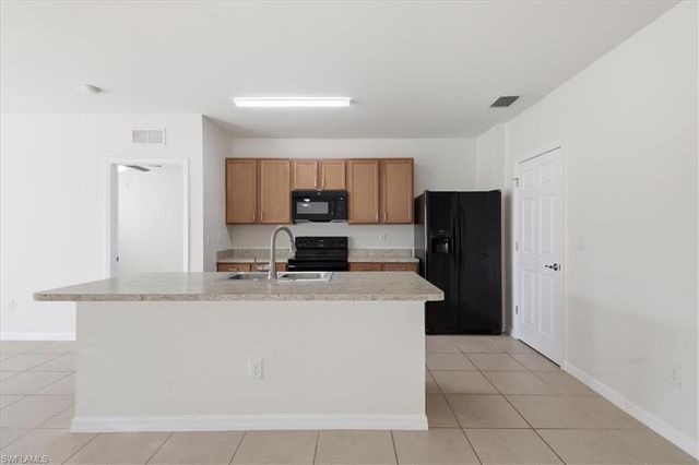 226 NE 9th AVE, Cape Coral, FL 33909