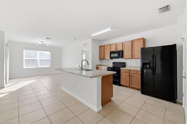 226 NE 9th AVE, Cape Coral, FL 33909