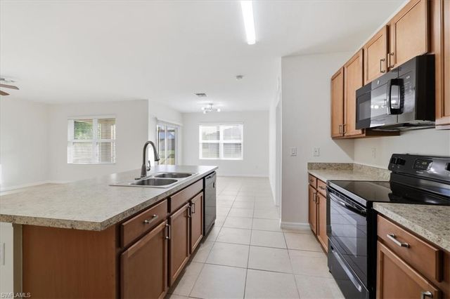 226 NE 9th AVE, Cape Coral, FL 33909