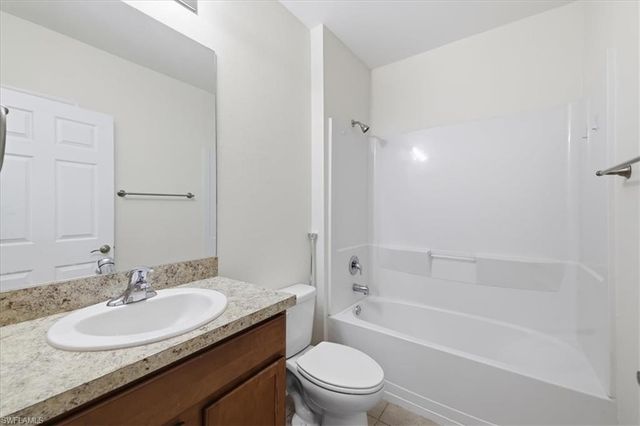 226 NE 9th AVE, Cape Coral, FL 33909