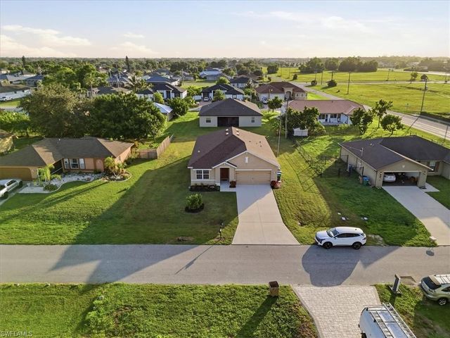 226 NE 9th AVE, Cape Coral, FL 33909