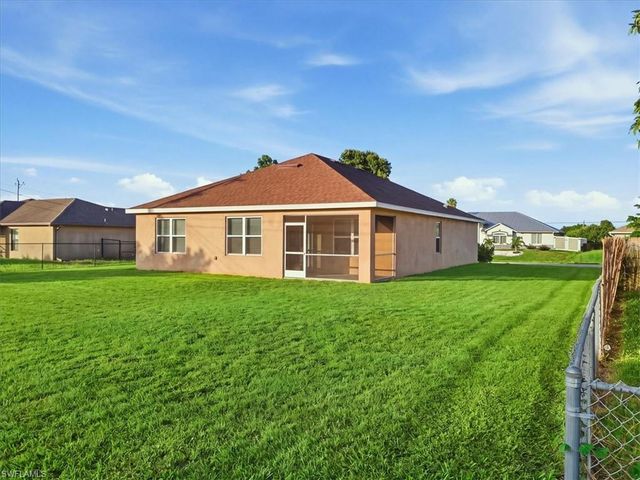 226 NE 9th AVE, Cape Coral, FL 33909