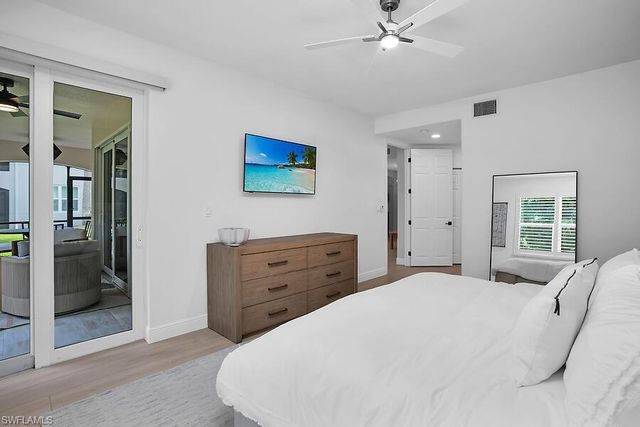 1252 Rialto WAY 102, Naples, FL 34114