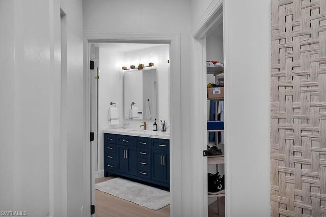 1252 Rialto WAY 102, Naples, FL 34114