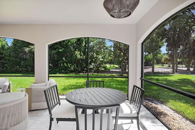 1252 Rialto WAY 102, Naples, FL 34114