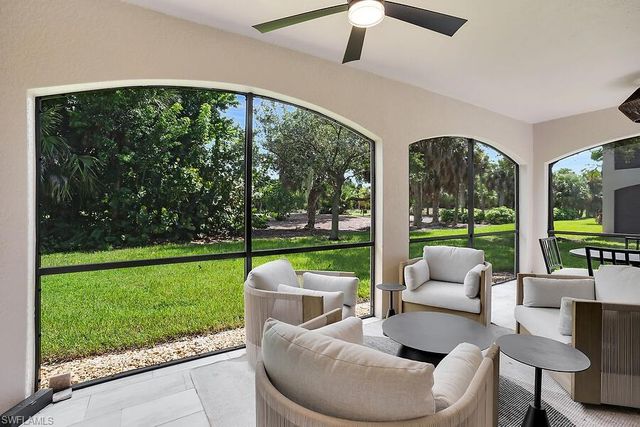 1252 Rialto WAY 102, Naples, FL 34114